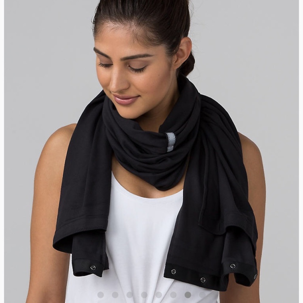 Lululemon Vinyasa Scarf